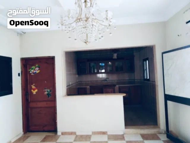 130 m2 2 Bedrooms Apartments for Rent in Tripoli Ras Hassan