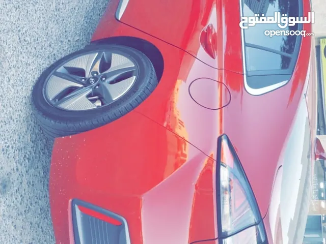 هونداي ايونيك هايبرد 2023 للإيجار / سيدان