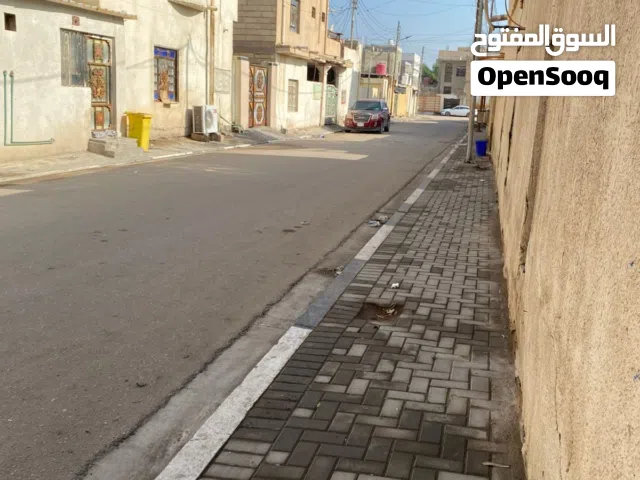 310 m2 4 Bedrooms Townhouse for Sale in Basra Al Skk