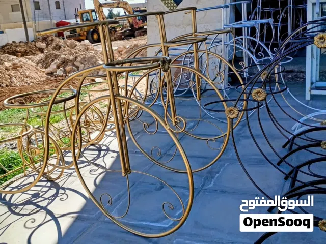 محلات ومشاغل العون لبيع وتفصيل جميع انواع المعادن جميع انوع الحديد نخب اول وا تفصيل اثاث معدني نخب