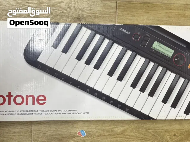 بيانو ماركة CASIO موديل CT-s200bk جديد للبيع. للتواصل