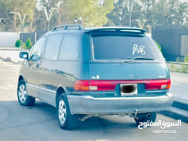 Used Toyota Previa in Tripoli