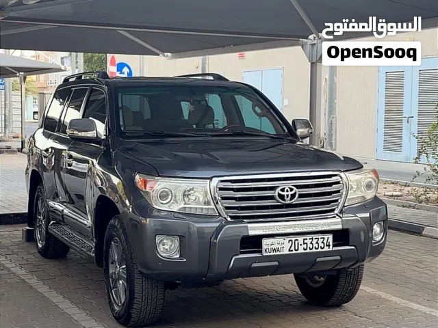 Used Toyota Land Cruiser in Kuwait City