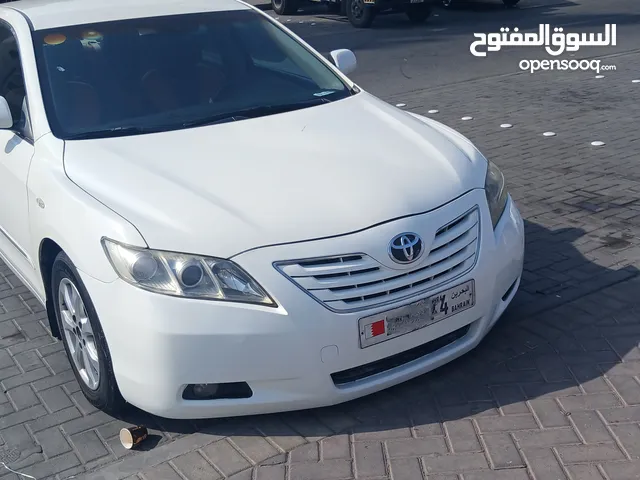 Camry 2007 white