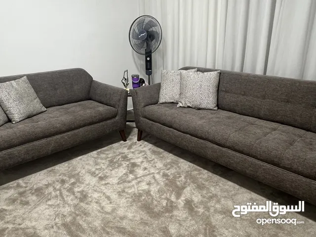 كنب خمس مقاعد استخدام بسيط جدا