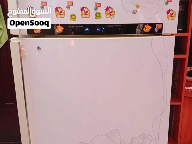 LG 760L fridge
