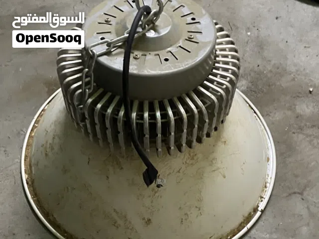 للبيع ليتات LED
