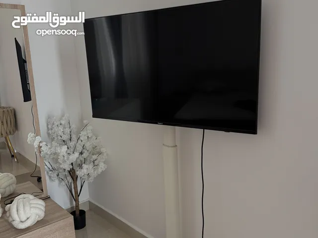 Others Smart 36 inch TV in Ajman