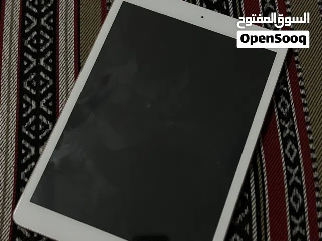 Apple iPad 8 32 GB in Al Batinah