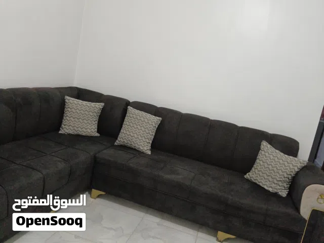 للبيع طقم كورنر للضرورة بسبب (ظرف سفر/تجديد) الطقم نظيف جداً واستعمال اربع شهور