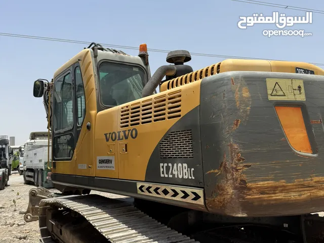 Volvo excavator 240 with breaker for sale 2012