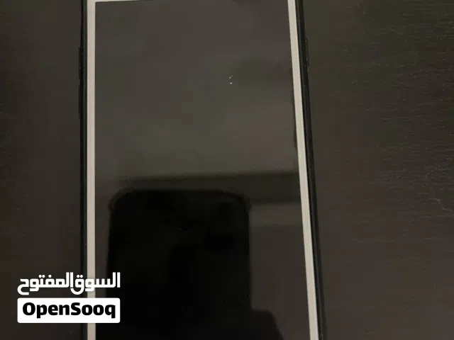 iPhone 7 in rose gold color Rak