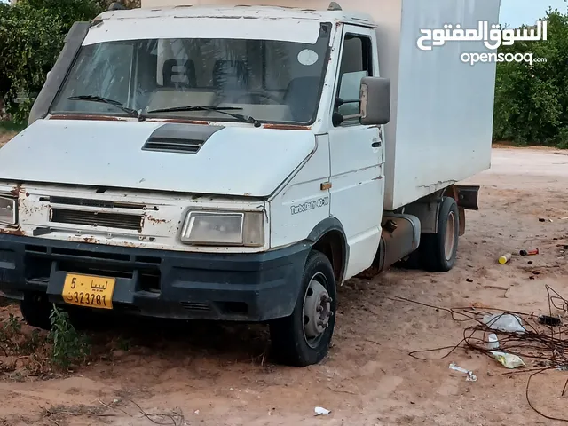 ايفيكو 2002ثلاجة