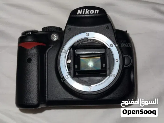 Nikon D5000 DSLR with 18-55mm VR + 55-200mm lens (complete kit)