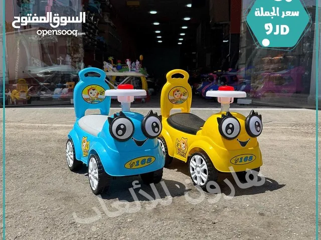 سيارة دفع قدم مميزه مع موسيقى واناره تناسب عمر 1 سنة الى 4 سنة .