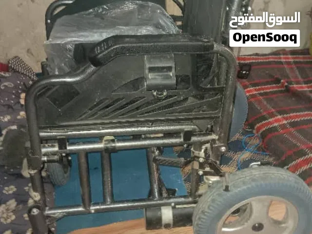 كرسي متحرك للمعاقين