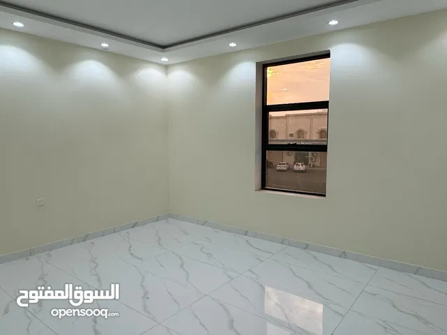 15718 m2 5 Bedrooms Apartments for Rent in Al Madinah Alaaziziyah