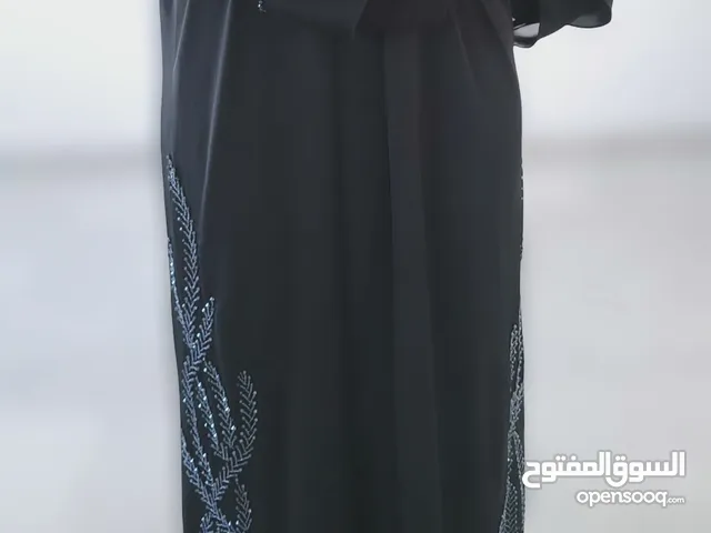 عبايات خليجية تطريز و لمعة و أناقة من abayti962