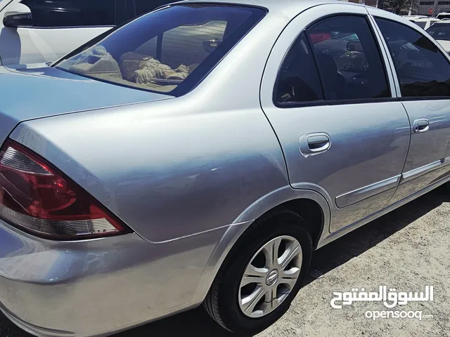 Nissan sunny 2011