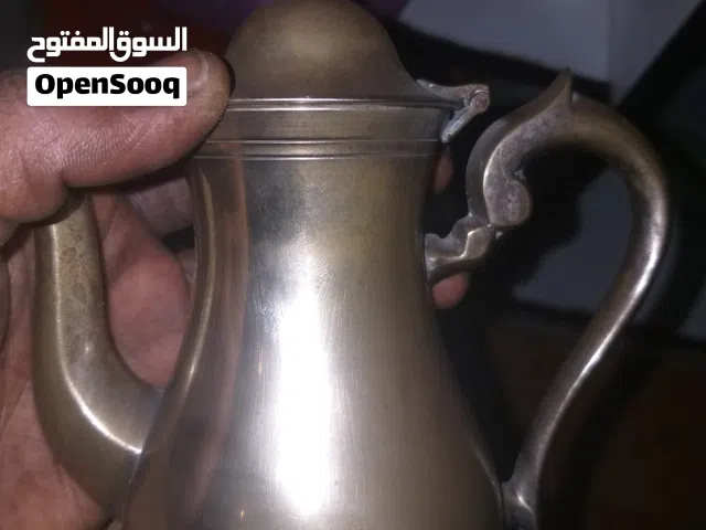 خشب متحجر من مدينة العيون