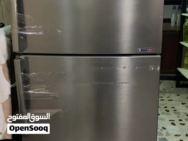 ثلاجةمستعمل نظيف