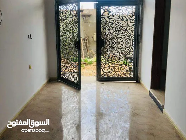 400 m2 More than 6 bedrooms Villa for Sale in Benghazi Boatni
