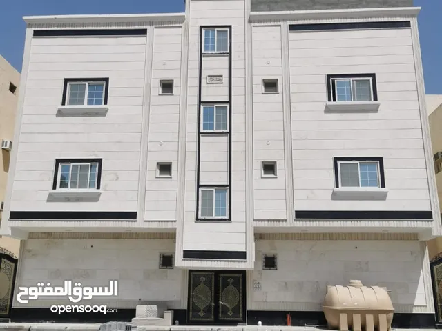 166 m2 Studio Apartments for Sale in Dammam An Nur