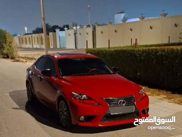 Lexus is 300 FWD لكزس آي إس 300 دفع رباعي