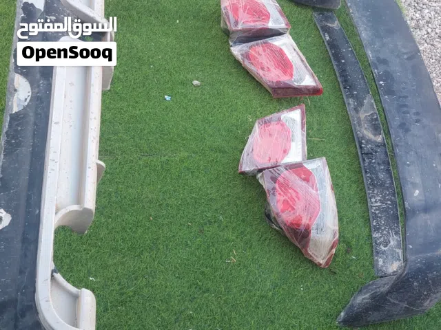للبيع دفيوزر +جناح وليتات خلفيه سفيك وبنفر كامري خلف وبنفر وليتات نيسان باترول