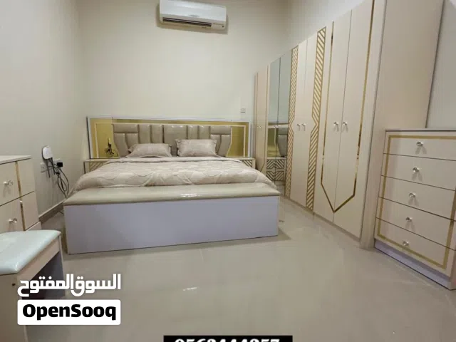 للايجار غرفه و صاله مفروشة في منطقة زاخر قرب اللولو سوبرماركت