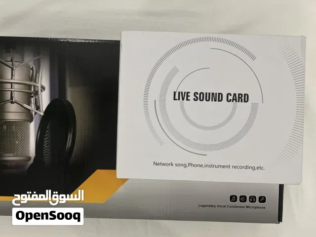 للبيع مايك احترافي مع مكسر للبيسي (قابل)