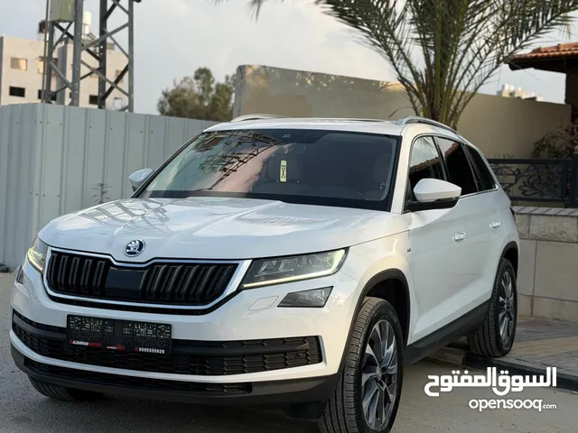 كودياك 2021 اتوماتيك ديزل 190 حصان 4 * 4 فل اضافات مع فتحة سقف بانوراما