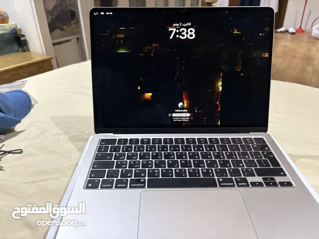 لاب توب ،Mac book Air جديد استخدام ثلاث ايام