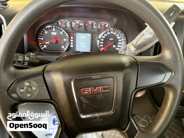 2014 GMC Sierra Standard