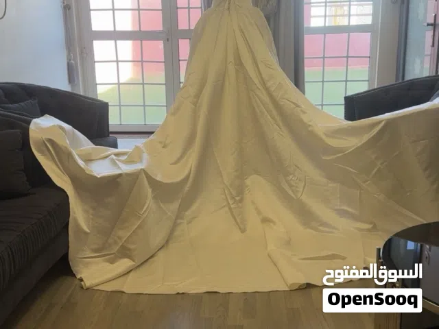 فساتين افراح