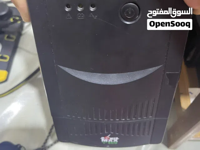البطارية يحتاجلها تبديل بس هيه شغالة Ubs ماركة ماكسيما مستعمل حجم 1500