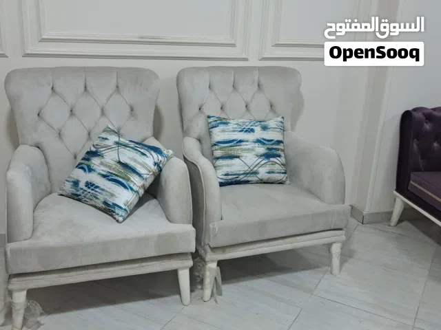 مطبخ جديد و عفش شقة عريس خمس غرف جديد للبيع- بسبب تغيير ذوق العروسة، العفش عمولة خشب زان أحمر