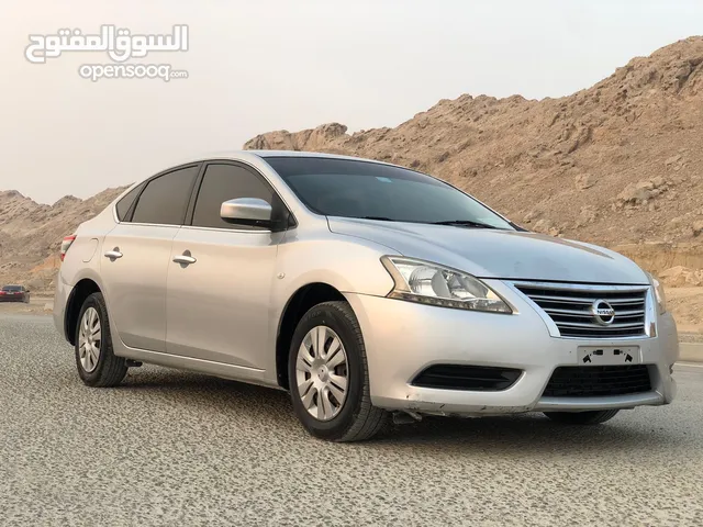 نيسان سنترا 1.6L S 2016 خليجي فضي Nissan Sentra Model 2016 gcc full automatic Excellent Condition