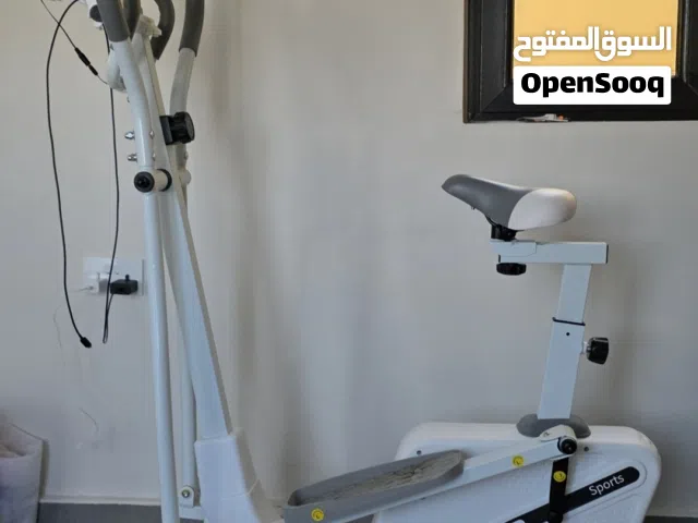 2-in-1 elliptical cross trainer and exercise bike combo. جهاز رياضي بيضاوي الشكل ودراجة تمارين رياضي