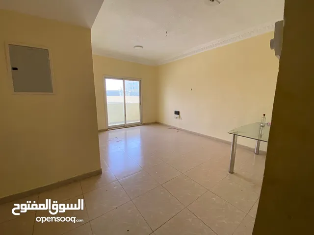 1360ft 2 Bedrooms Apartments for Rent in Sharjah Al Majaz