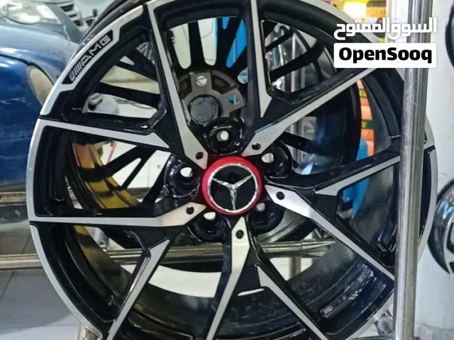 ديسكوات مرسيدس AMG 18 مع سيرة قومات