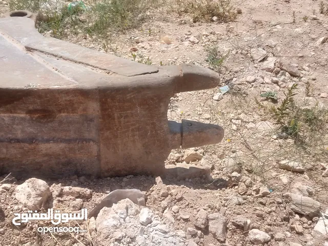 بكت حفارة 300
