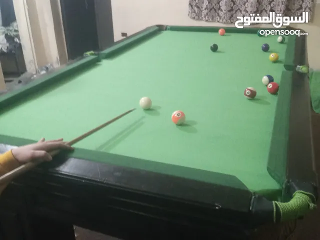 طاولات بلياردو وسنوكر و تنجيد وتركيب وتغير فرش