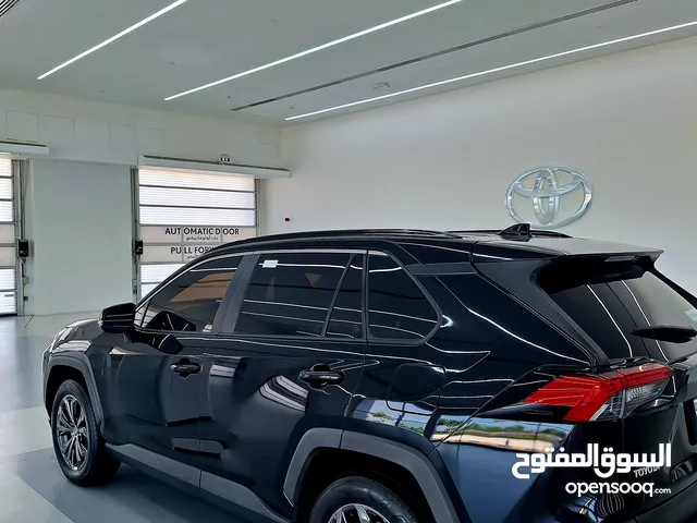 Direct from the Owner TOYOTA RAV4 G.C.C for Sale. من المالك مباشرة