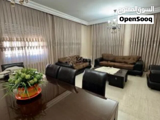 شقة طابقية فاخرة للبيع في ضاحية الأمير راشد