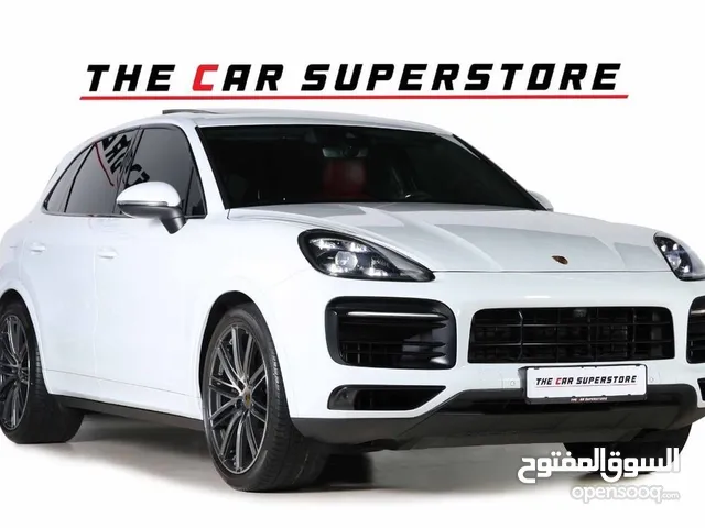 2020-PORSCHE CAYENNE S-FULL SERVICE HISTORY-WARRANTY AND SERVICE CONTRACT AVAILABLE-GCC