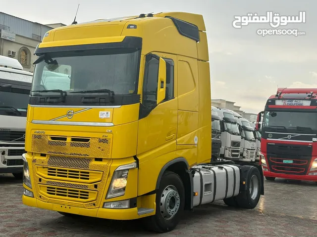 ‎ Volvo tractor unit automatic gear راس تريلة فولفو  جير اتوماتيك 2014