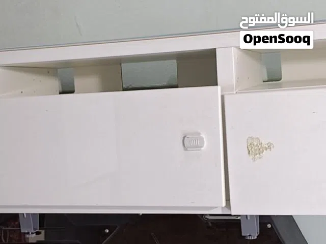 TV bench high glass door/drawer with top glass مكتبة تلفزيون كالجديد مع ابواب وادراج لميع عليهم جام