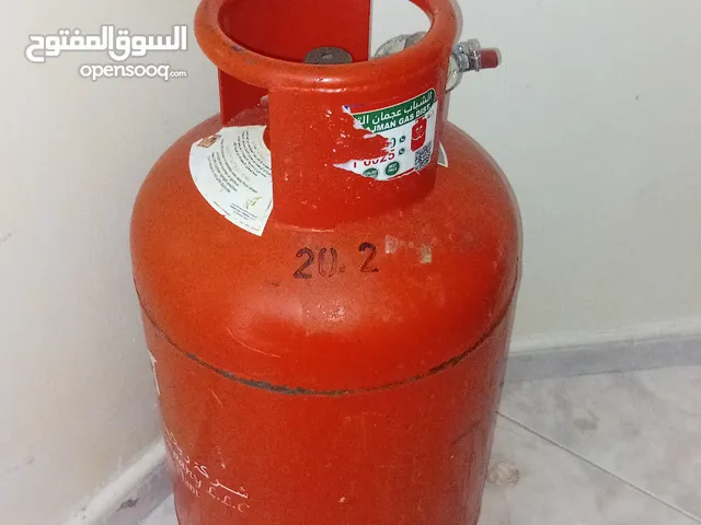 جرة غاز للبيع مليانة و مع ساعة كمان