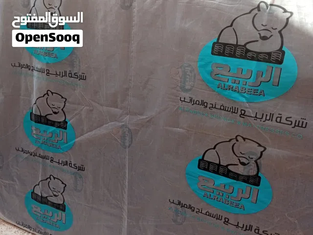 بضاعة للبيع شبه جديدة